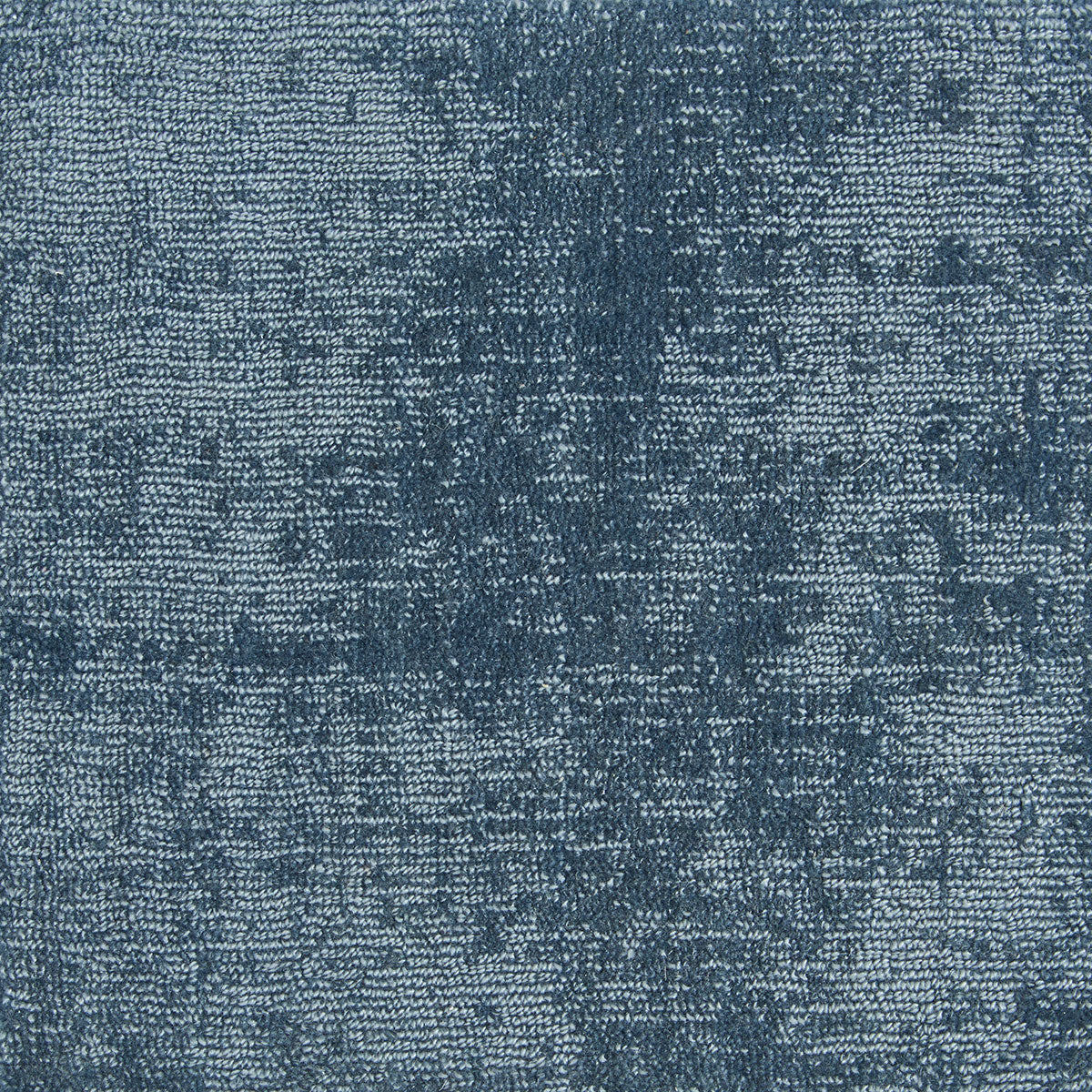 north-swoon_nylon_broadloom_patterson-flynn-martin_pfm