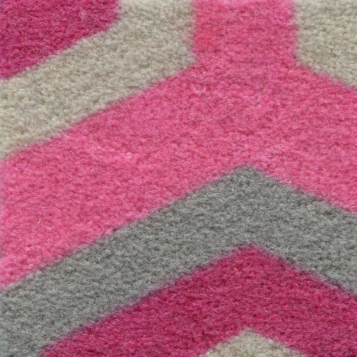 uri-tempo_wool-nylon_broadloom_patterson-flynn-martin_pfm