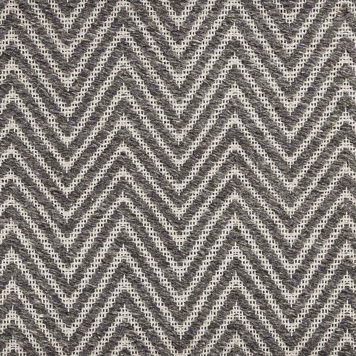 kool-chevron_wool-polyester_broadloom_patterson-flynn-martin_pfm